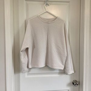 A new day quilted  sweatshirt size medium